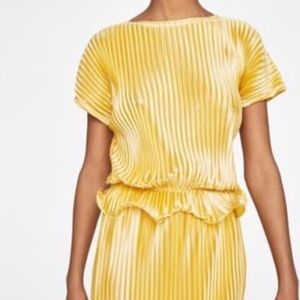 Zara Yellow Gold Pleated Crop Top (L)
